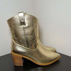 Gold Ankle Cowgirl Booties - Size 9